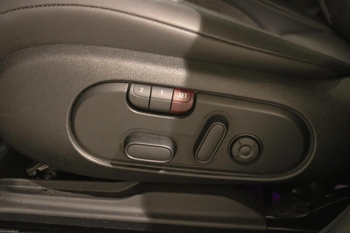 1.5 Cooper ALL4 Yours PANO | HUD | LED