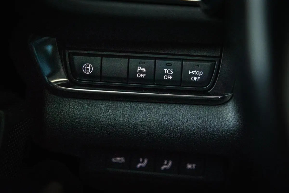 2.0 e-SkyActiv-X M Luxury |Nap |Leder |Trekhaak