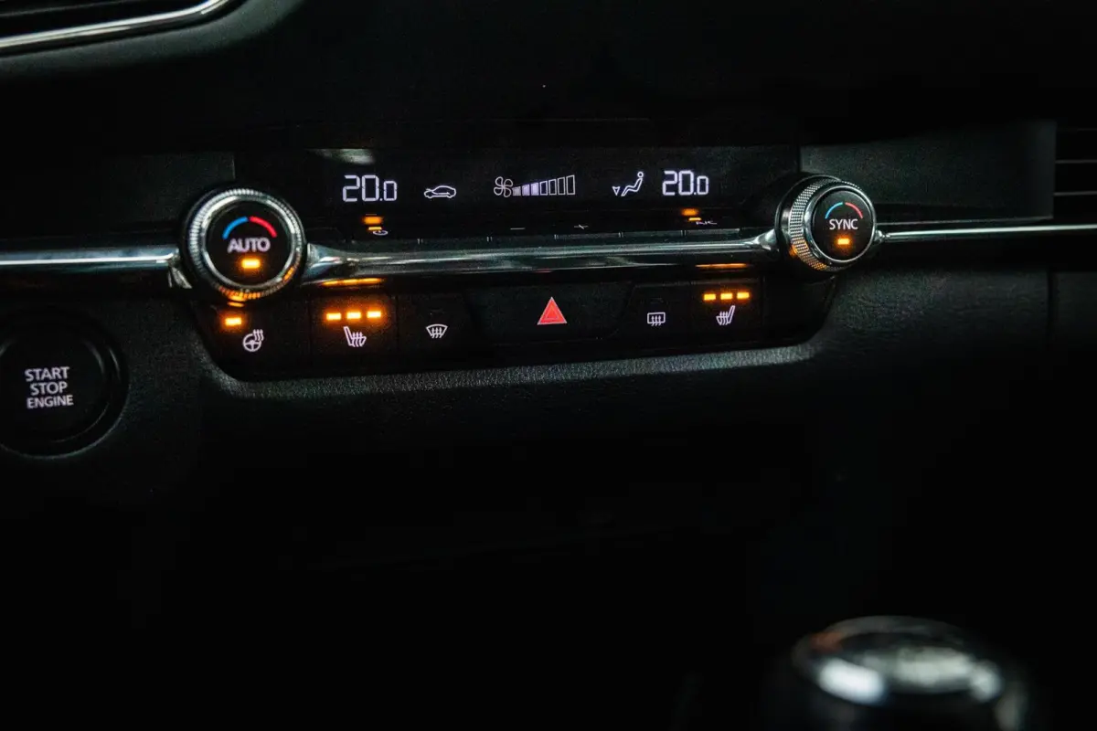 2.0 e-SkyActiv-X M Luxury |Nap |Leder |Trekhaak