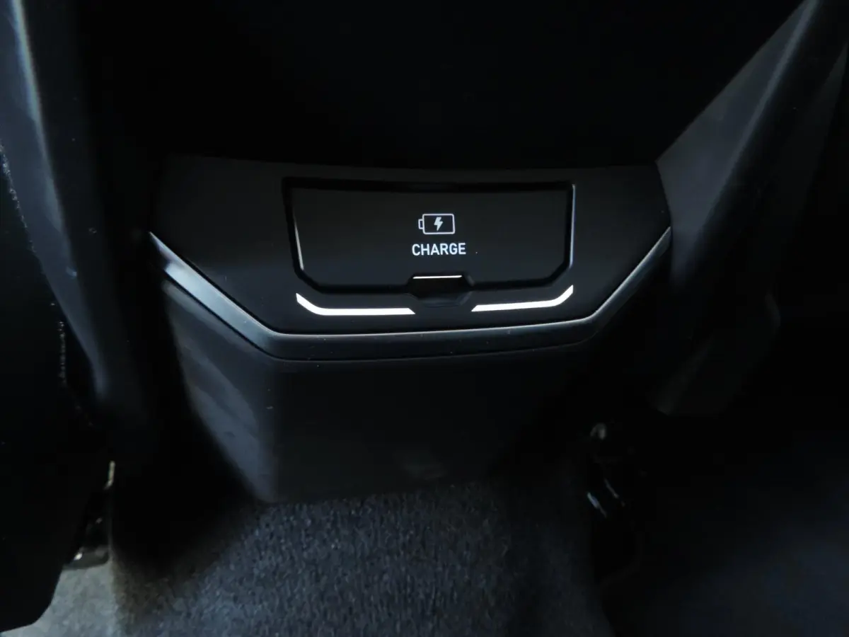 1.5 50.000km | NL-auto | 360 Camera | Panodak | Infinity | 20” | CarPlay | LED kopl | BTW | El.aklep | Keyless
