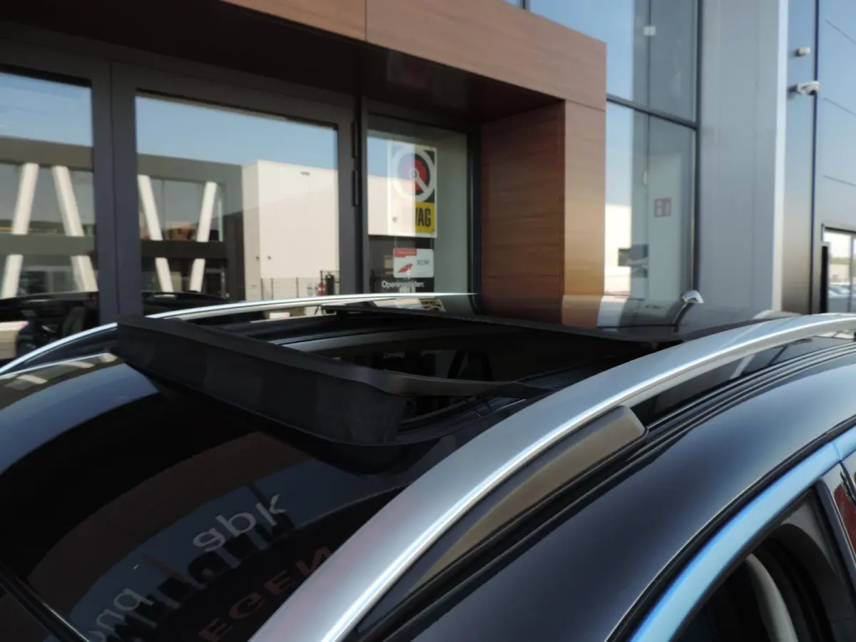 1.5 50.000km | NL-auto | 360 Camera | Panodak | Infinity | 20” | CarPlay | LED kopl | BTW | El.aklep | Keyless