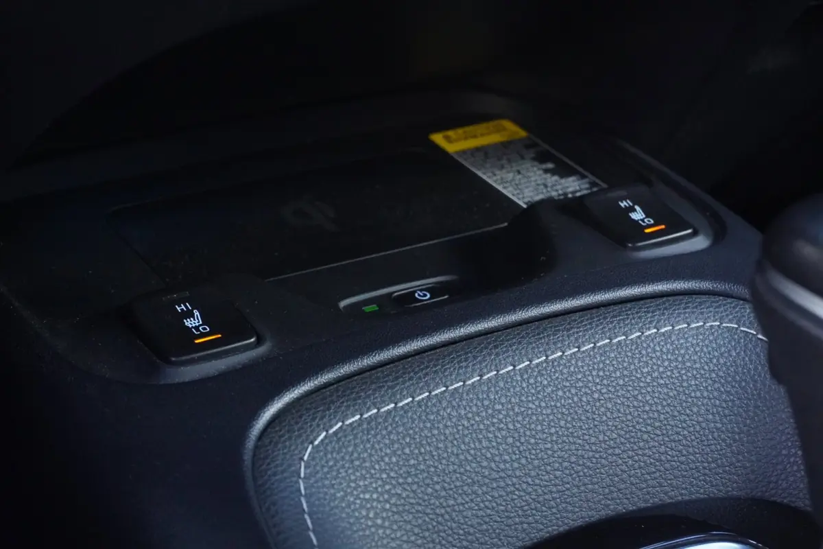1.8 Hybrid Dynamic+Led+Half-leder+Stoel-verw+Apple-carplay+trekhaak+Vitrual+camera = NARDO-GREY !!