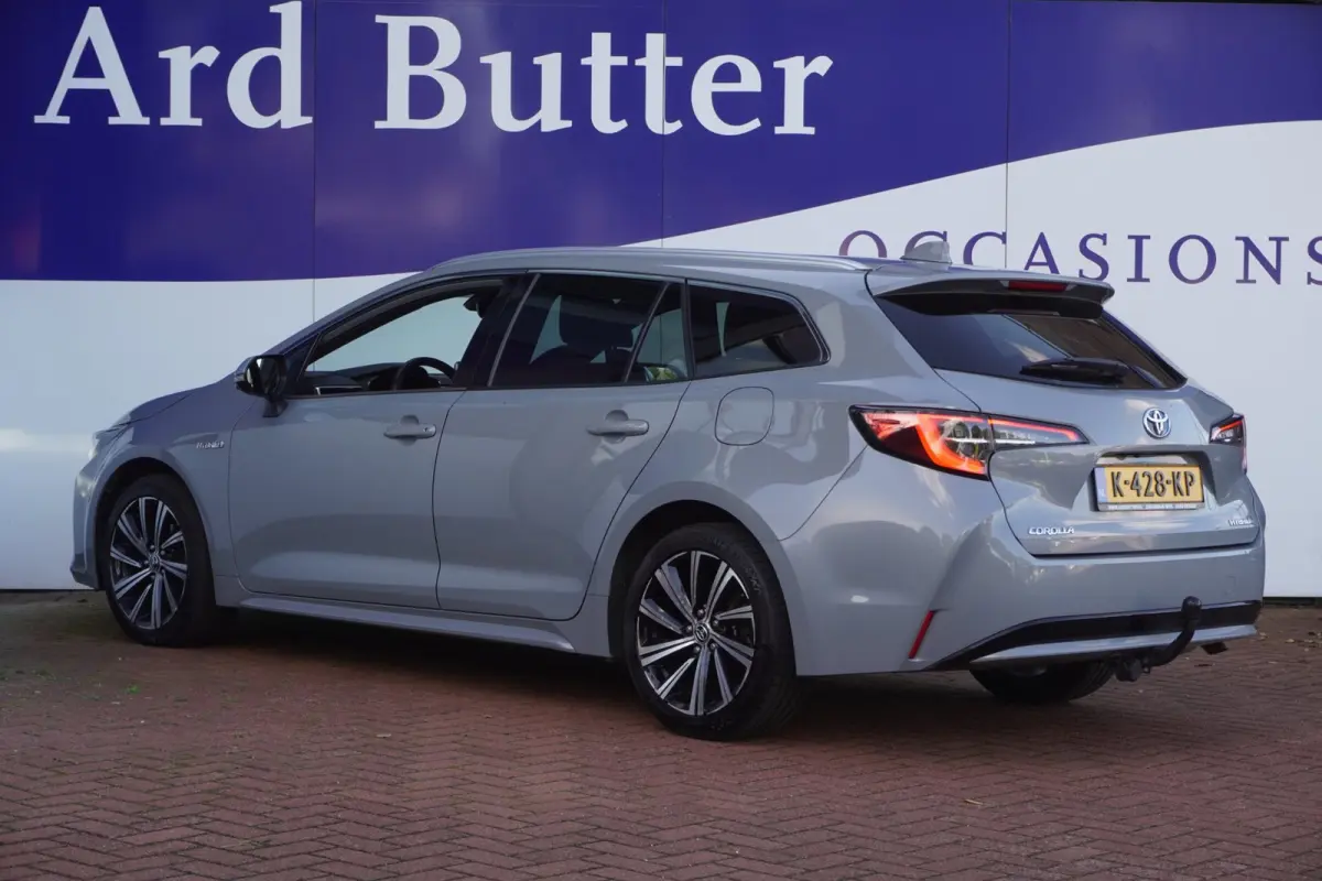 1.8 Hybrid Dynamic+Led+Half-leder+Stoel-verw+Apple-carplay+trekhaak+Vitrual+camera = NARDO-GREY !!