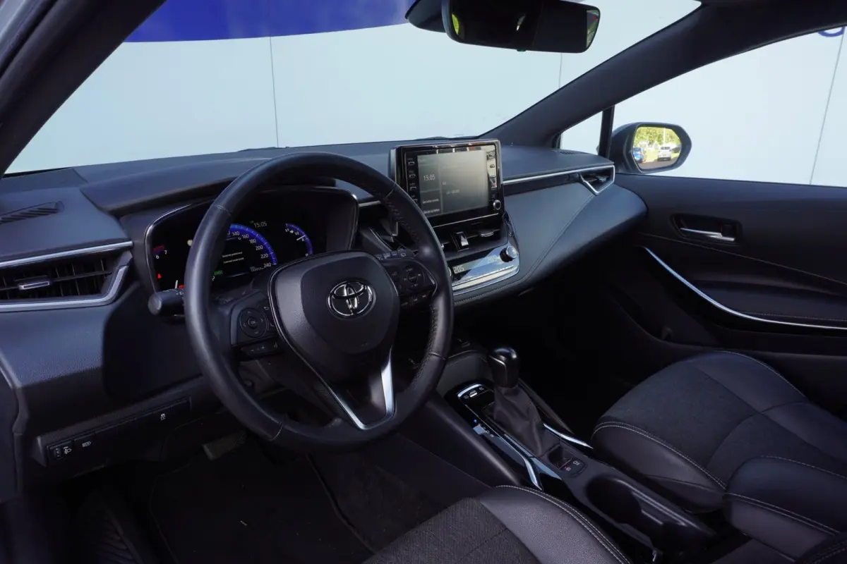 1.8 Hybrid Dynamic+Led+Half-leder+Stoel-verw+Apple-carplay+trekhaak+Vitrual+camera = NARDO-GREY !!
