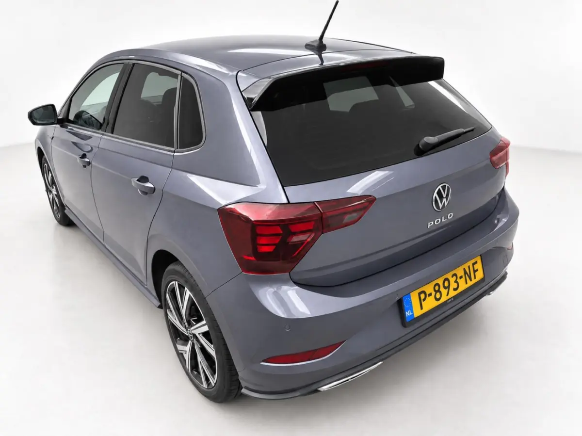 1.0 TSI 95pk DSG R-Line | Carplay | Virtual cockpit | Camera | Stoelverwarming