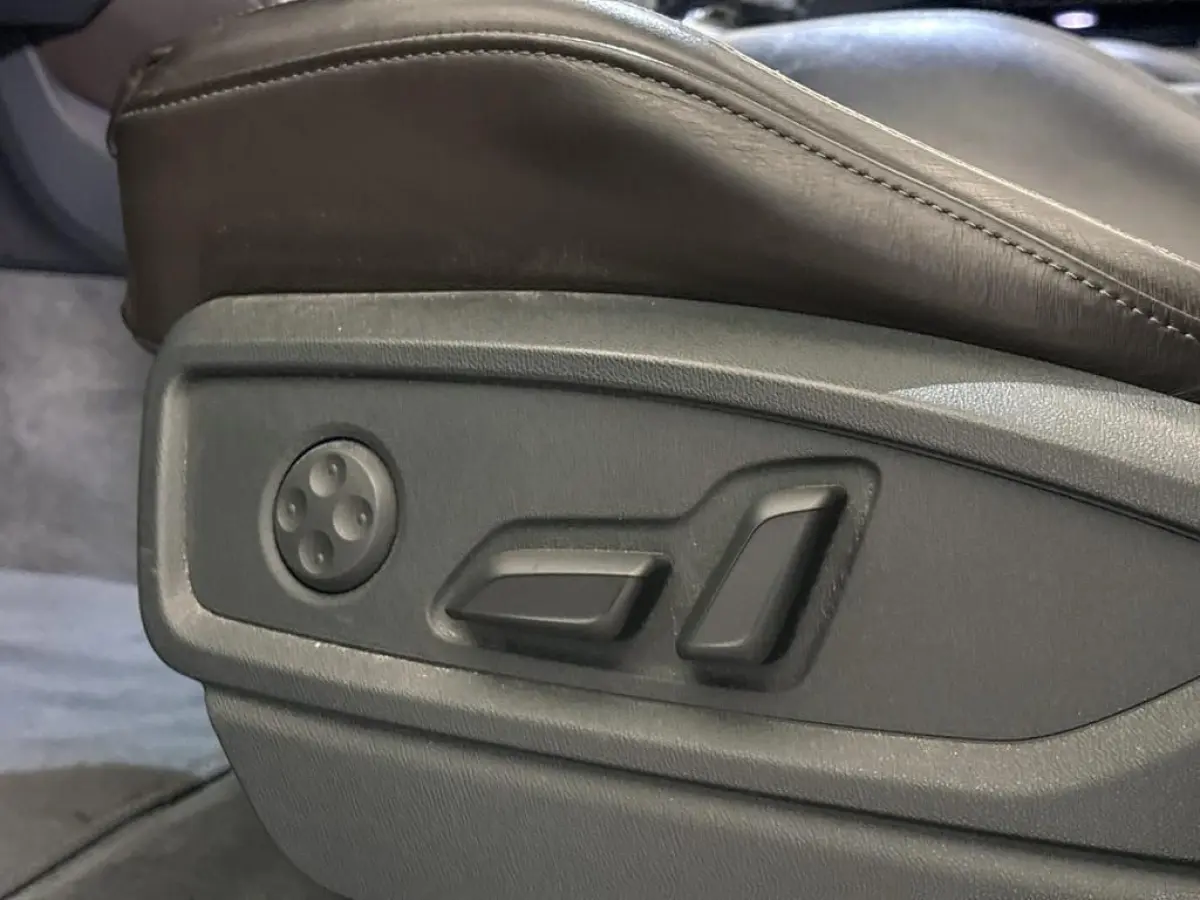 50 TFSI e Quattro 300pk S-Line | Leder | Panoramadak | Luchtvering | Trekhaak