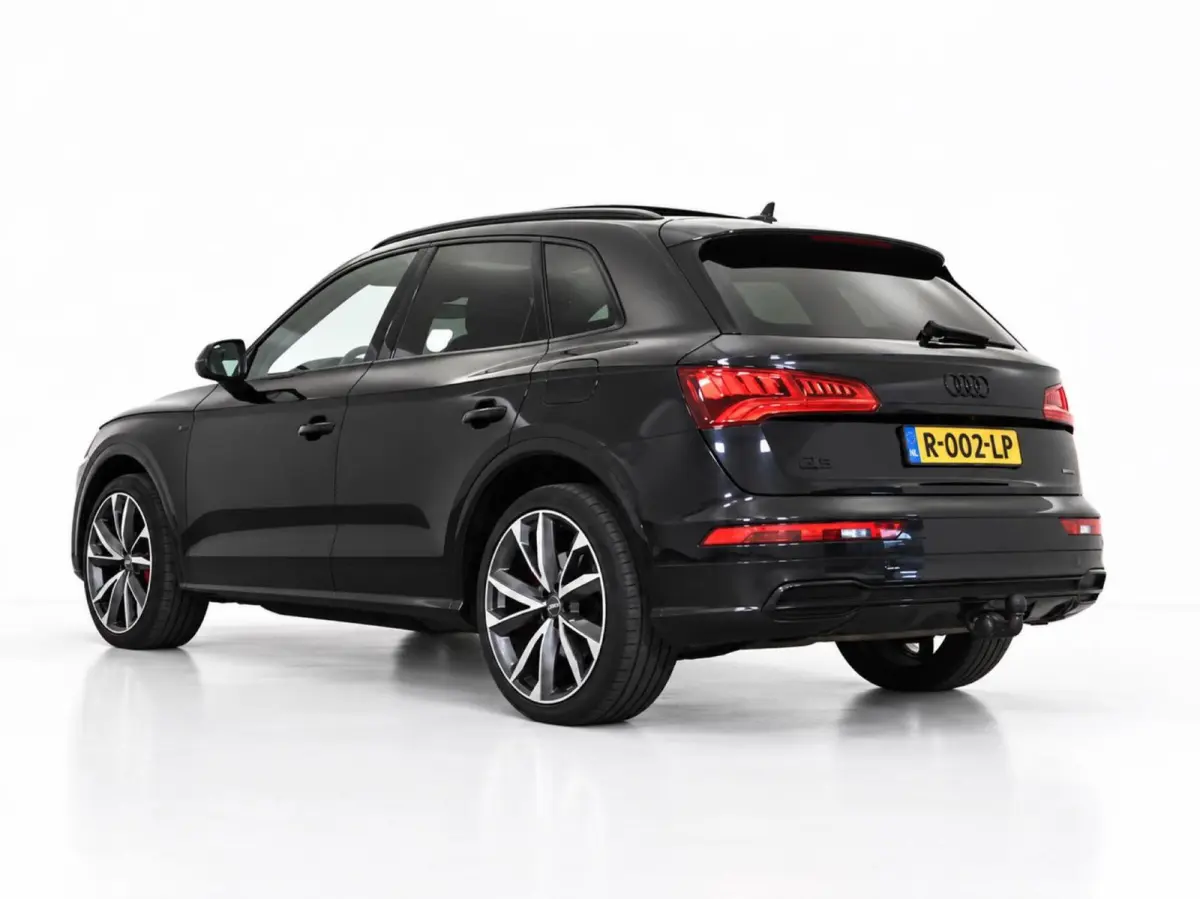 50 TFSI e Quattro 300pk S-Line | Leder | Panoramadak | Luchtvering | Trekhaak