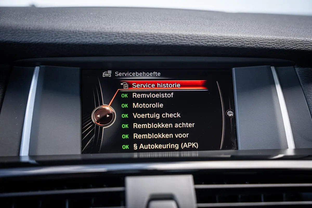 sDrive20i X-Line Trekhaak|Camera|Xenon|Dealeronderhouden