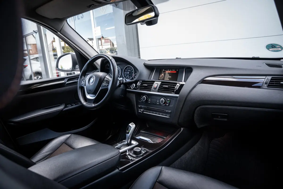 sDrive20i X-Line Trekhaak|Camera|Xenon|Dealeronderhouden