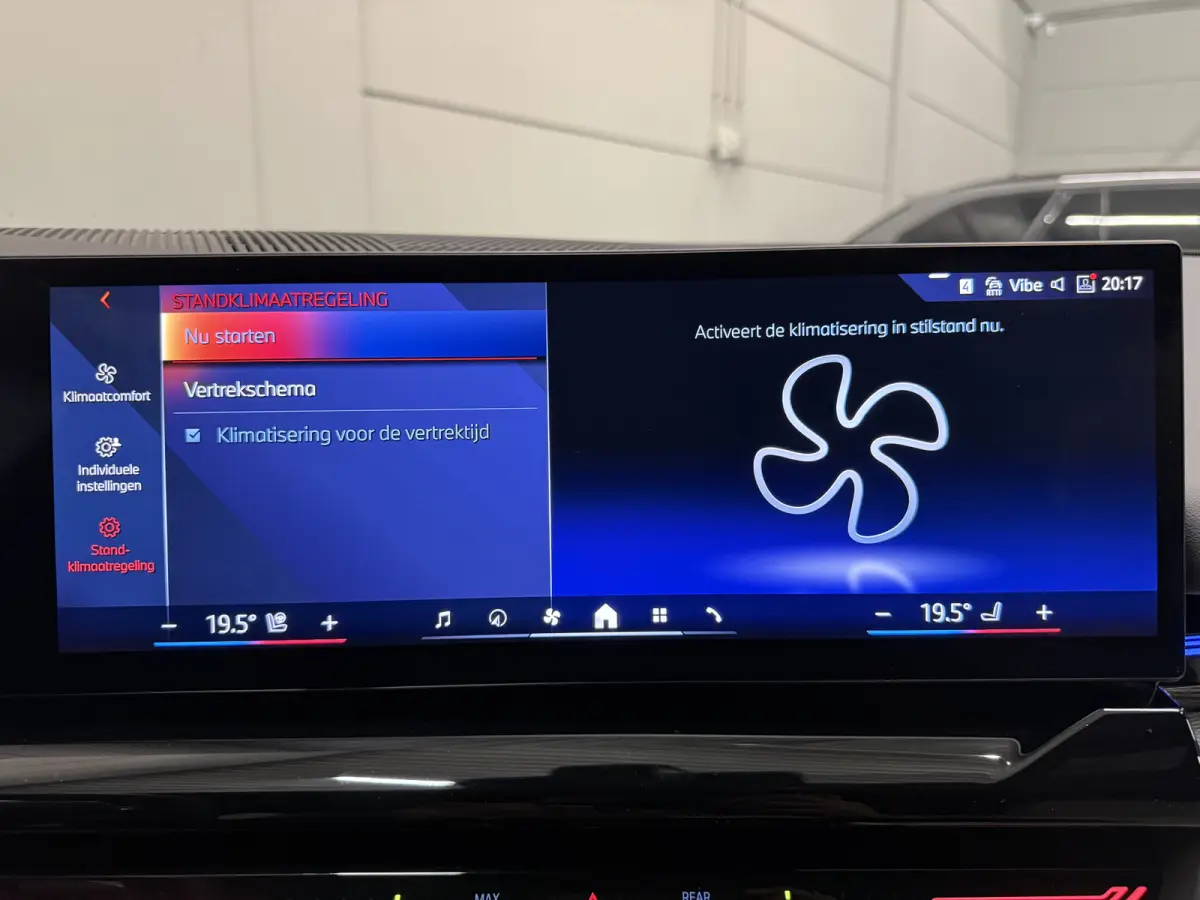 530e Edition PANO/HEAD-UP/ACC/H&K/LEER-SPORT/CURVED-DISPLAY/SOH 96,3%/VENTILATIE+MEMORY/360CAMERA/LED-ADAPTIVE/KEYLESS/19"/NW.MODEL 2025/FABRIEKS-GARANTIE T/M 03-2027/NET OH BEURT GEHAD BIJ 