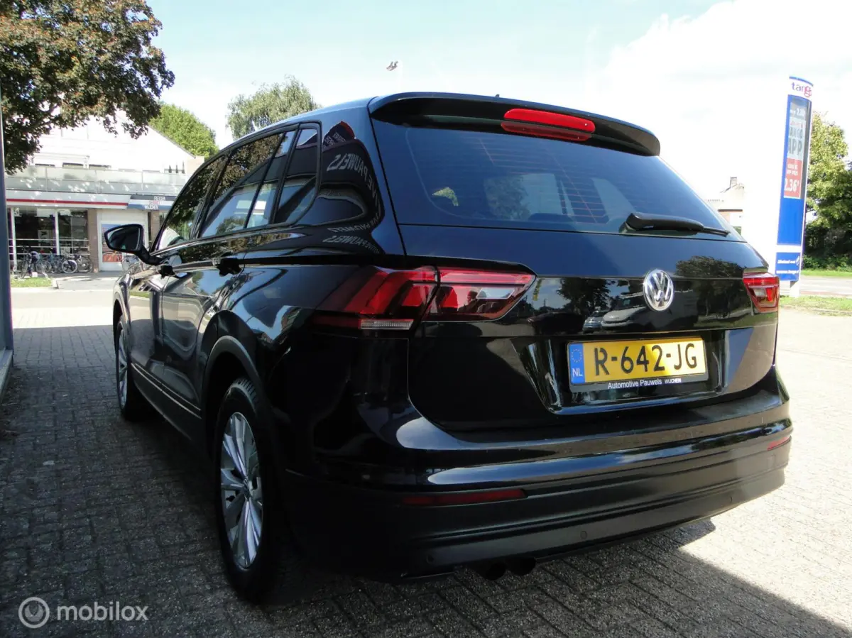 1.4, benzine, schakel, 211.614 km