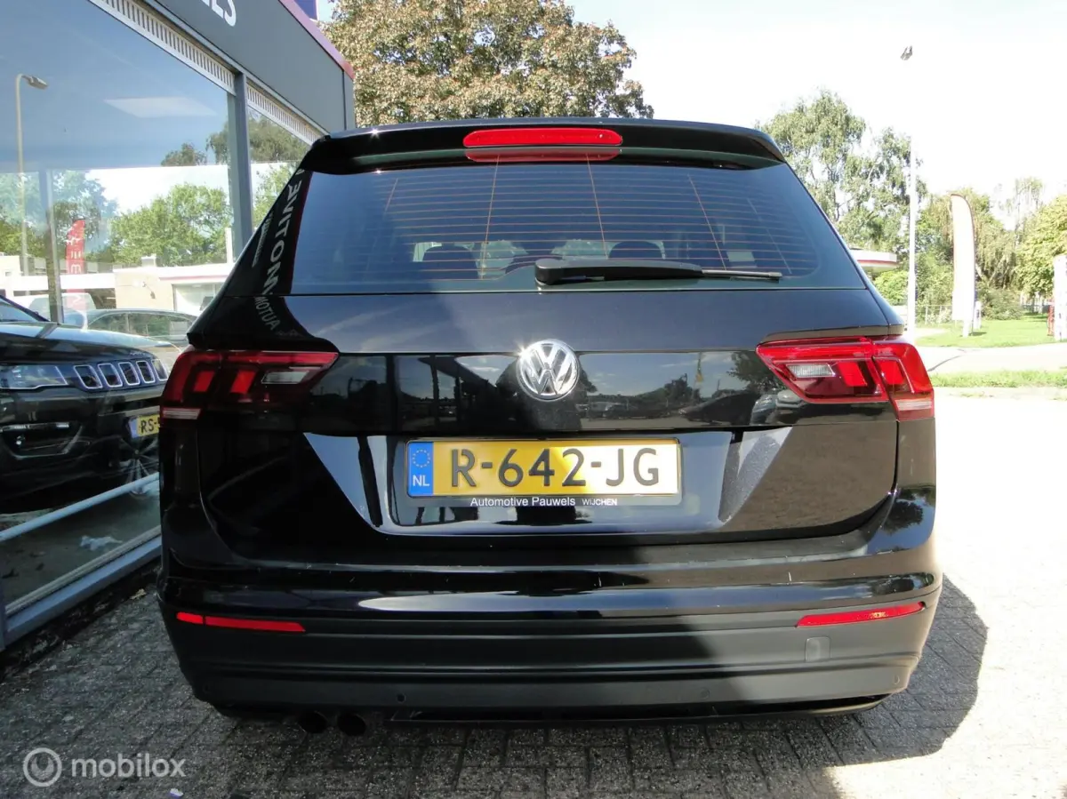 1.4, benzine, schakel, 211.614 km