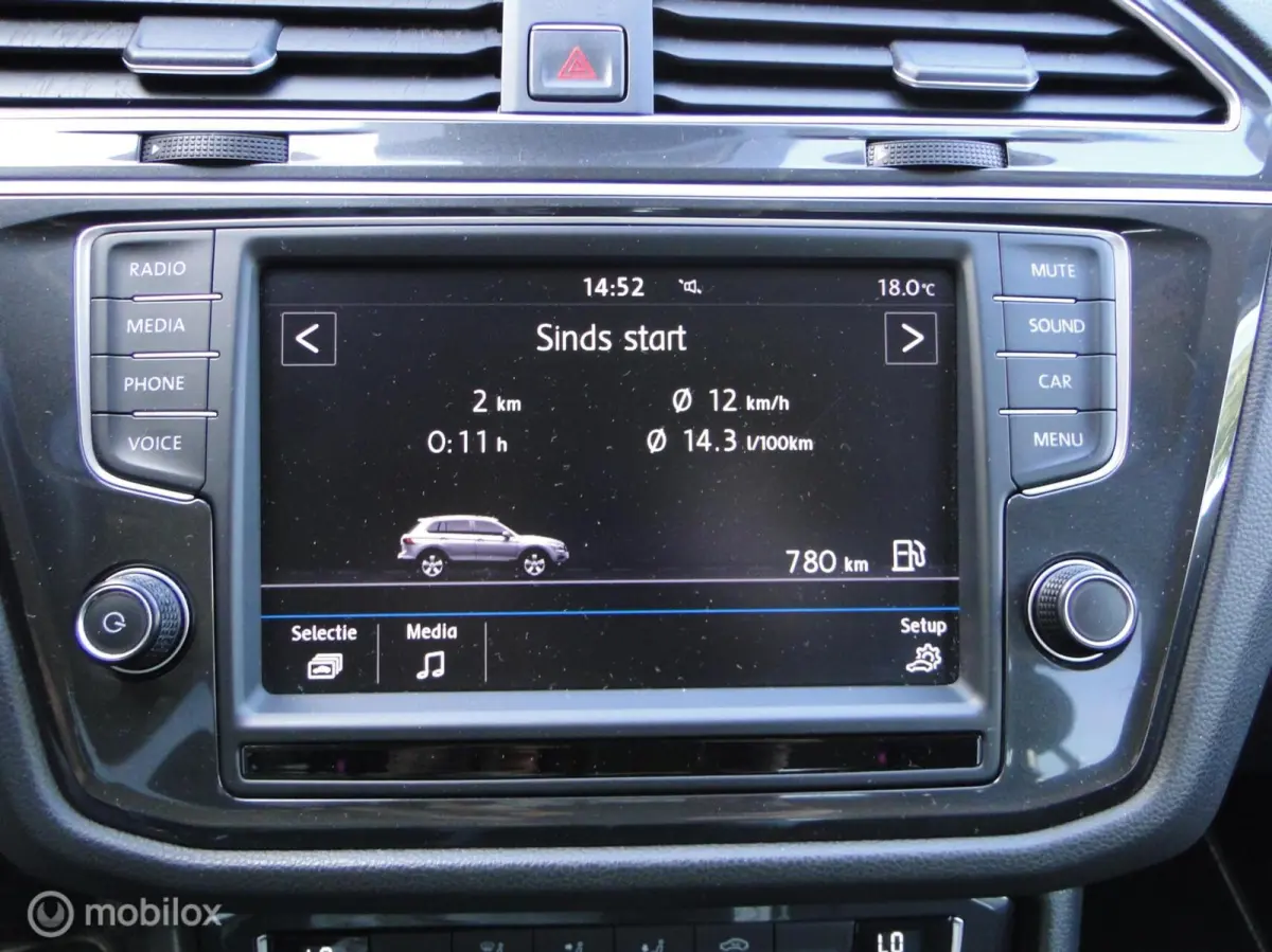 1.4, benzine, schakel, 211.614 km
