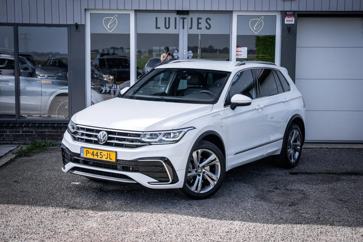 1.4 TSI eHybrid R-Line Org.NL|Carplay|Elek-trekhaak|Elek-a.klep|Virtual-cockpit|Dealeronderhouden