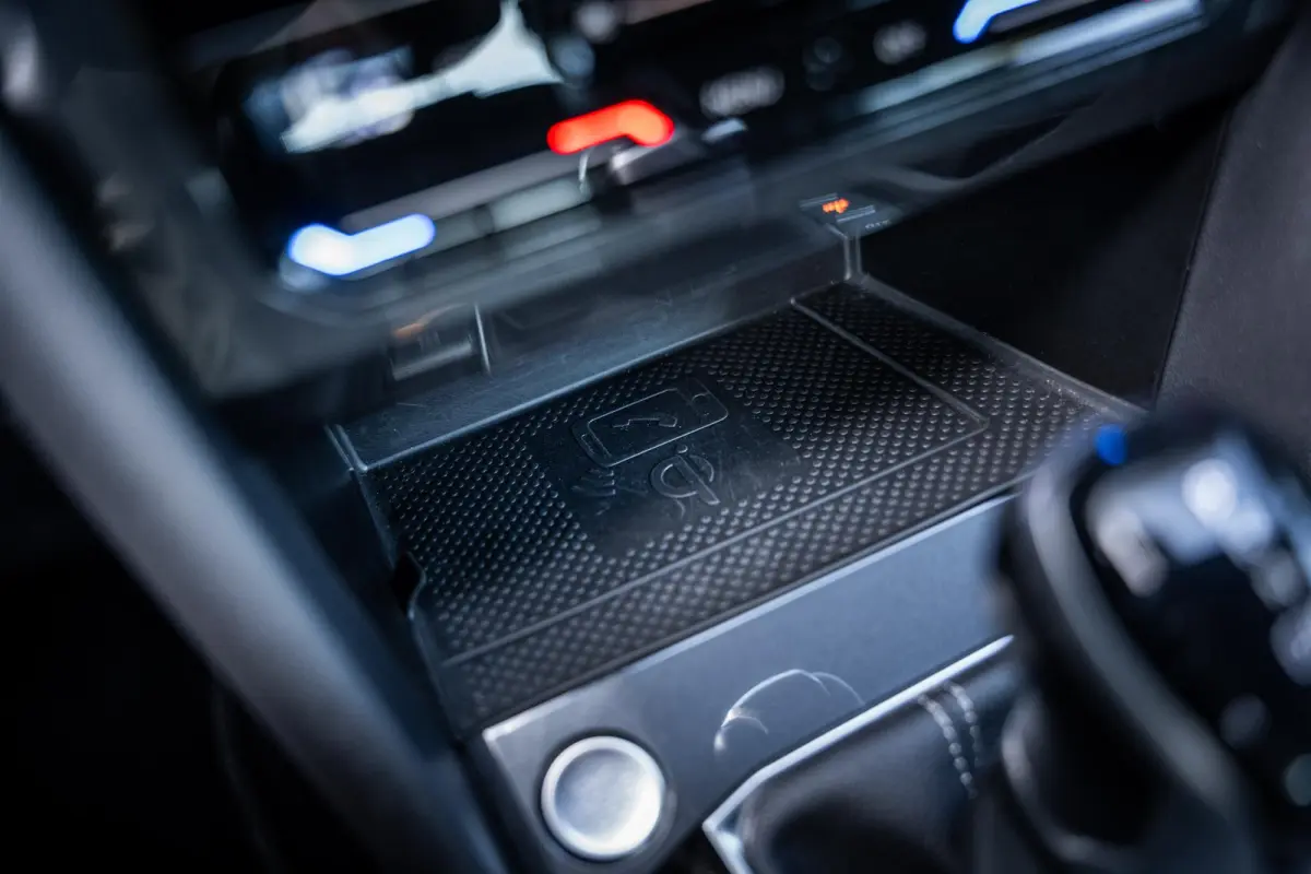 1.4 TSI eHybrid R-Line Org.NL|Carplay|Elek-trekhaak|Elek-a.klep|Virtual-cockpit|Dealeronderhouden