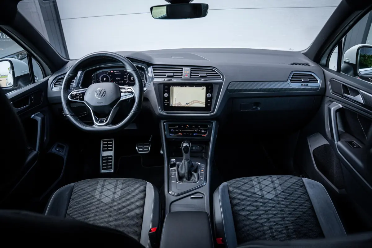 1.4 TSI eHybrid R-Line Org.NL|Carplay|Elek-trekhaak|Elek-a.klep|Virtual-cockpit|Dealeronderhouden