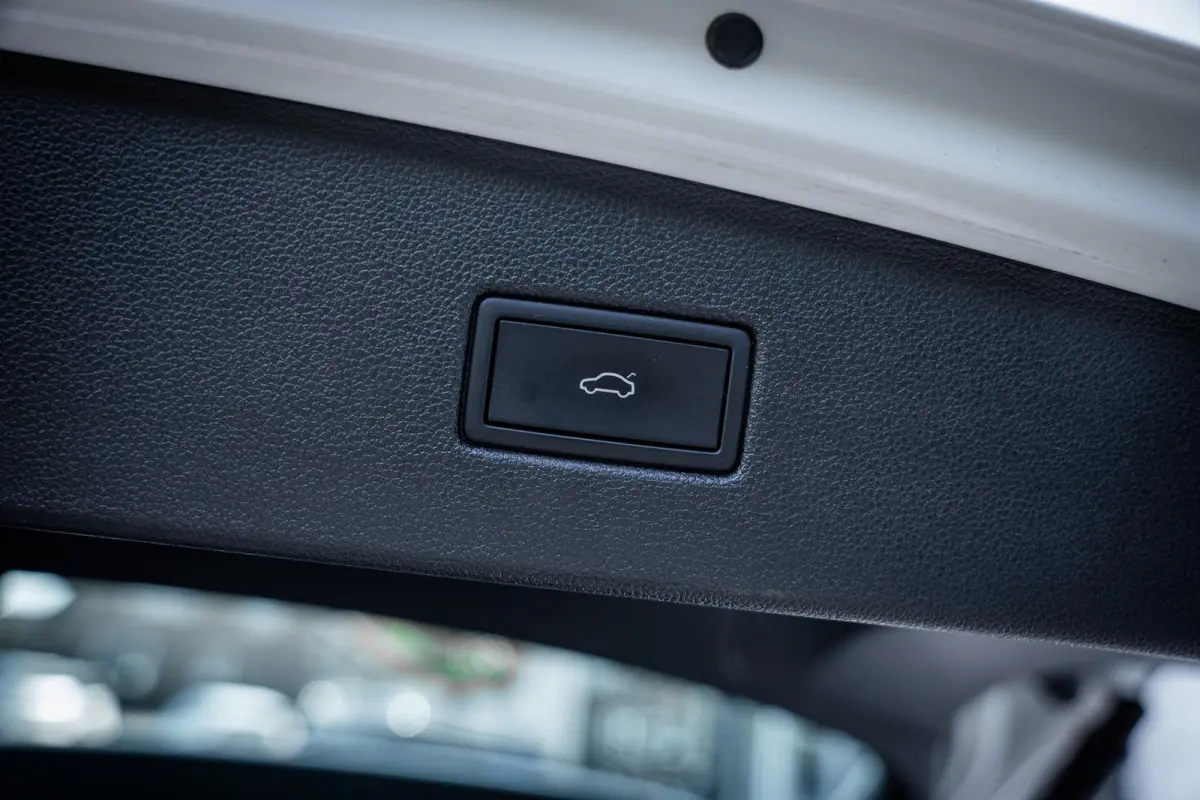 1.4 TSI eHybrid R-Line Org.NL|Carplay|Elek-trekhaak|Elek-a.klep|Virtual-cockpit|Dealeronderhouden