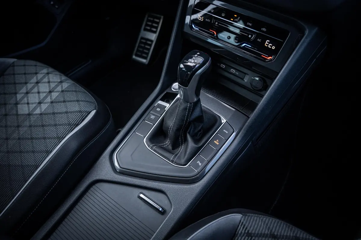 1.4 TSI eHybrid R-Line Org.NL|Carplay|Elek-trekhaak|Elek-a.klep|Virtual-cockpit|Dealeronderhouden