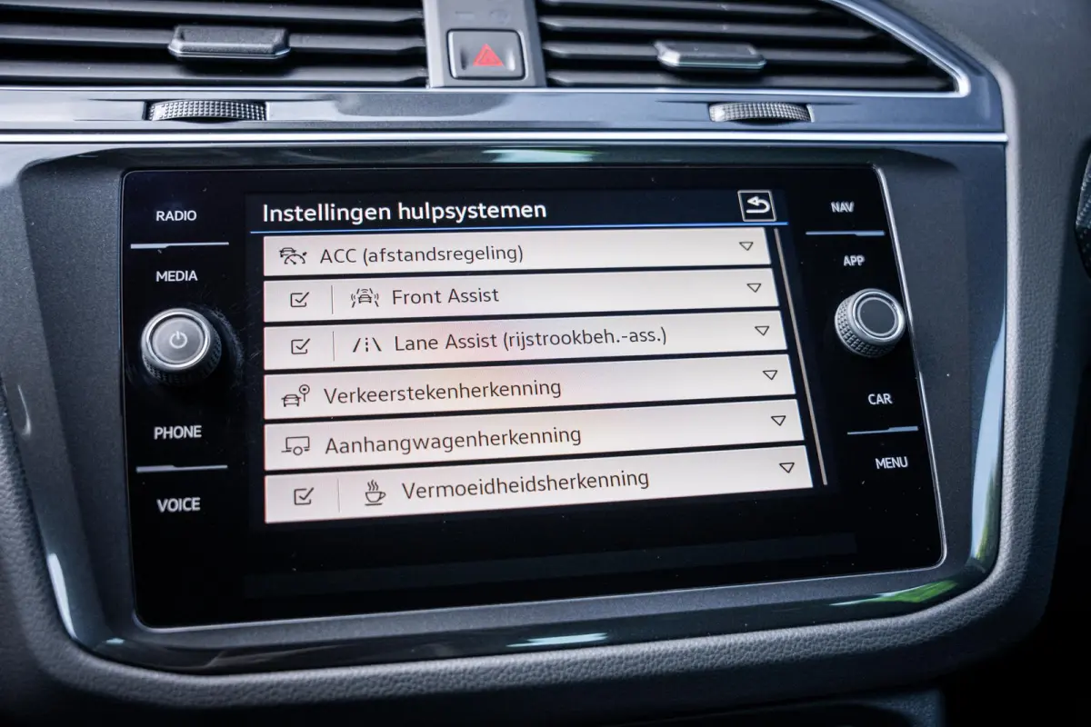 1.4 TSI eHybrid R-Line Org.NL|Carplay|Elek-trekhaak|Elek-a.klep|Virtual-cockpit|Dealeronderhouden