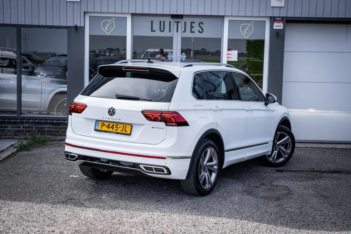 1.4 TSI eHybrid R-Line Org.NL|Carplay|Elek-trekhaak|Elek-a.klep|Virtual-cockpit|Dealeronderhouden