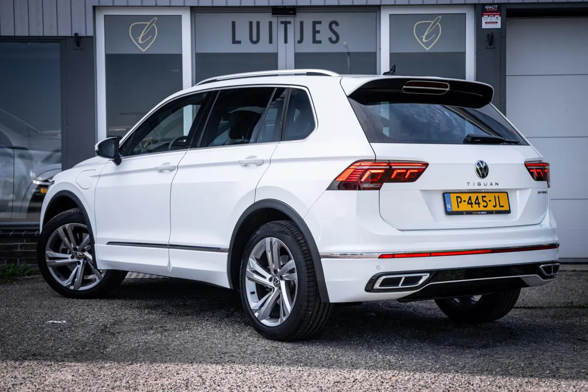 1.4 TSI eHybrid R-Line Org.NL|Carplay|Elek-trekhaak|Elek-a.klep|Virtual-cockpit|Dealeronderhouden