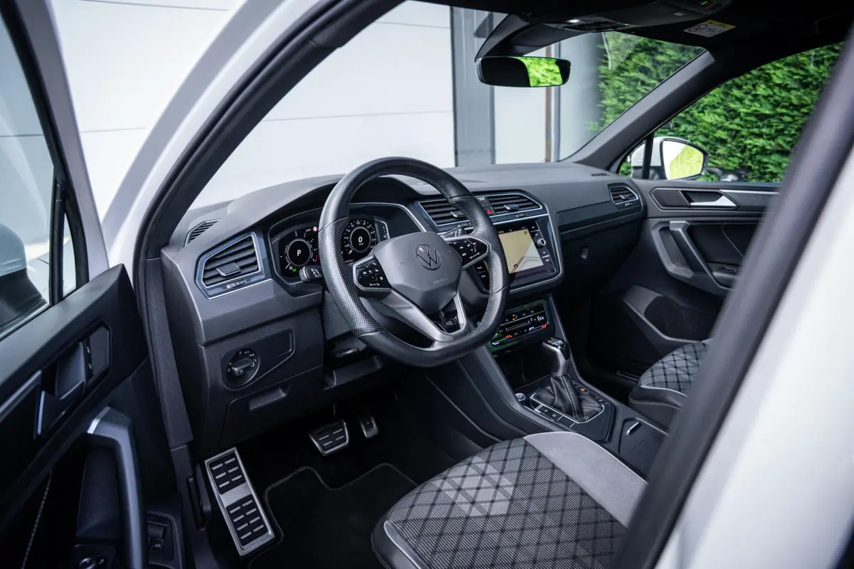 1.4 TSI eHybrid R-Line Org.NL|Carplay|Elek-trekhaak|Elek-a.klep|Virtual-cockpit|Dealeronderhouden
