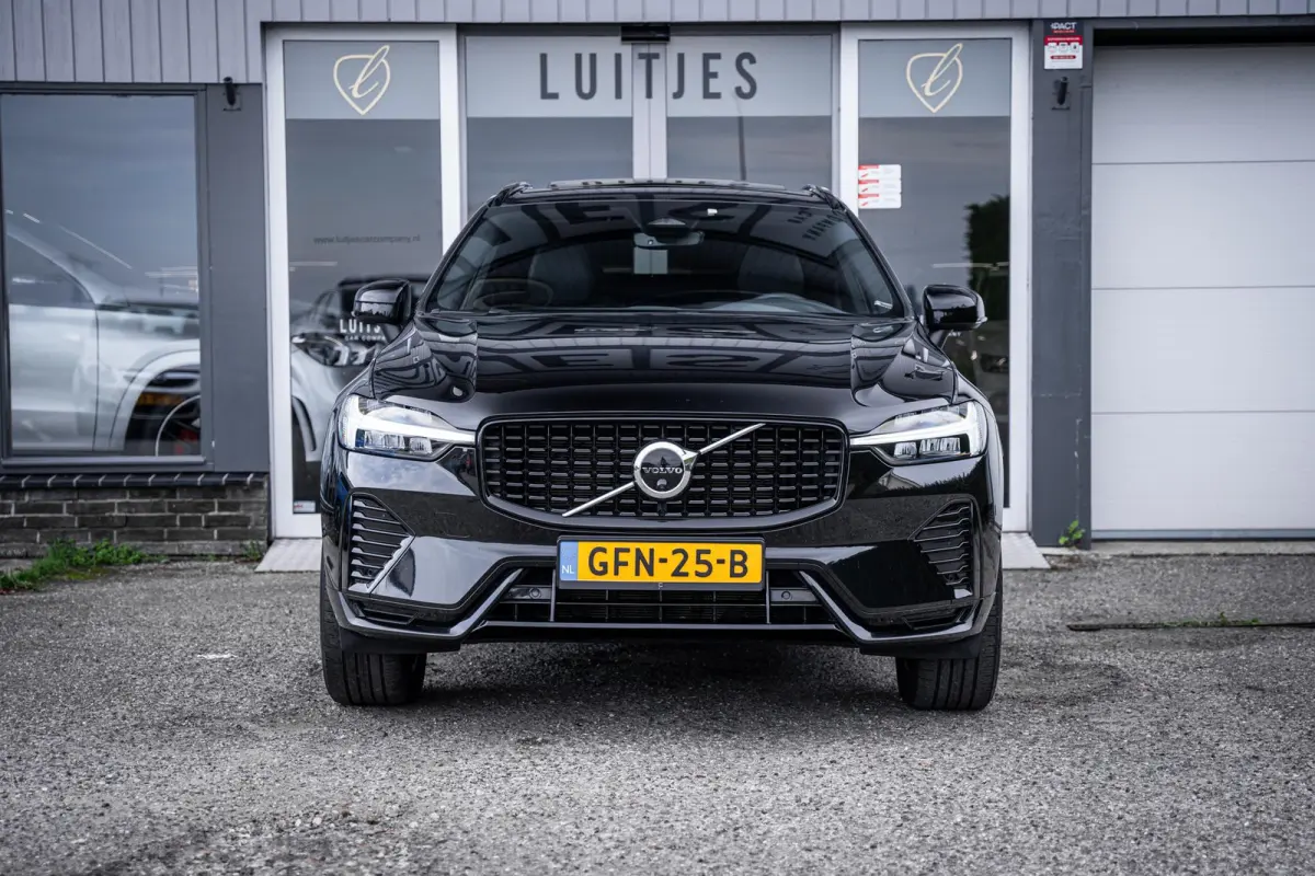 2.0 B4 R-Design Panorama|H/K|360°camera|ACC|Memory|Stoel&Stuurverw.|Dealeronderhouden