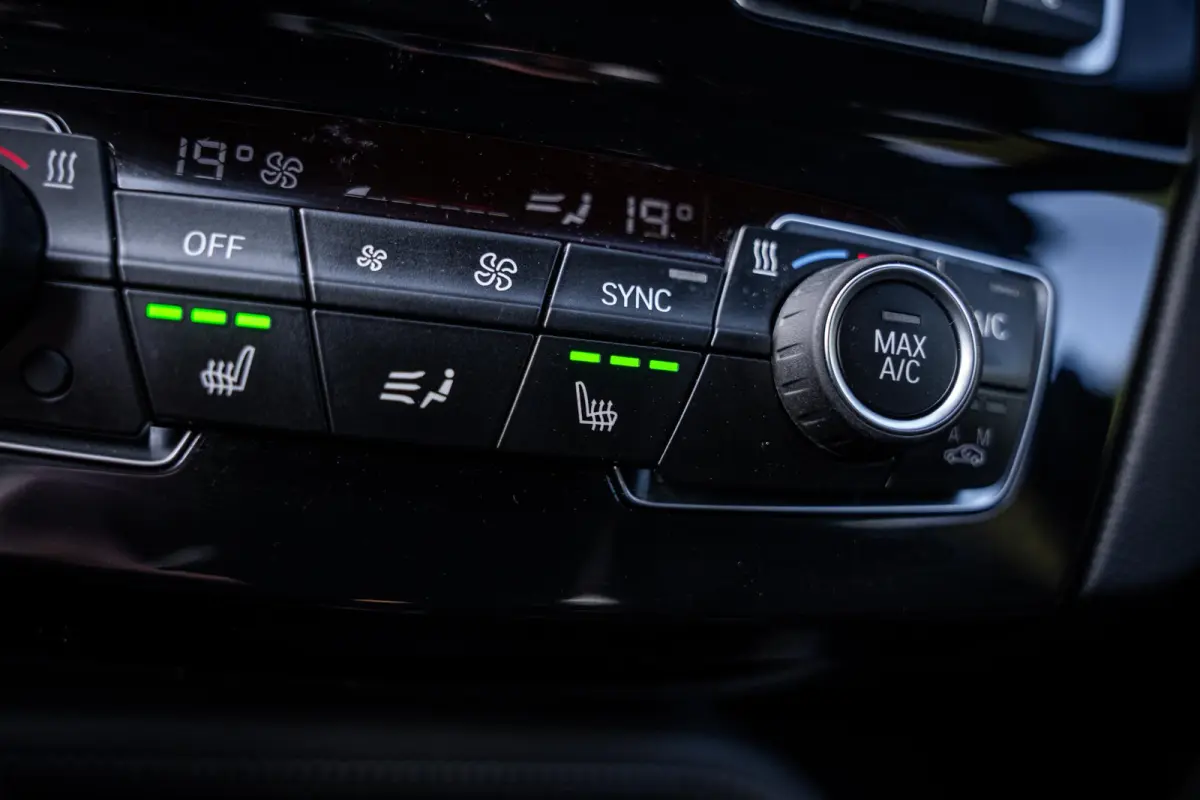 sDrive20i 192pk M-Sport|Org.NL|Leder|Camera|Afn.Trekhaak|HuD|Elek.A-klep|Dealer-onderhouden
