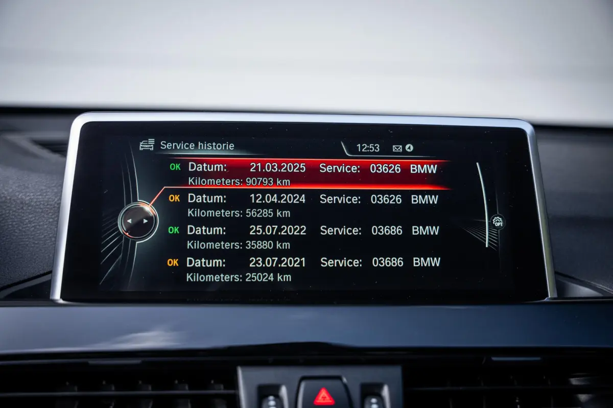 sDrive20i 192pk M-Sport|Org.NL|Leder|Camera|Afn.Trekhaak|HuD|Elek.A-klep|Dealer-onderhouden