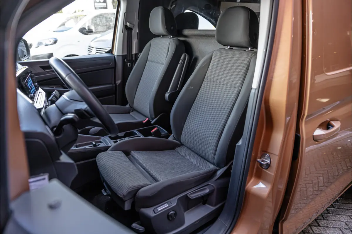 Maxi 1.5 TSI Exclusive | L+R Schuifdeur | ACC | Camera | LED | CarPlay | Navigatie | Trekhaak | ErgoComfort | DAB | Orig. NL Auto | Nieuwe APK