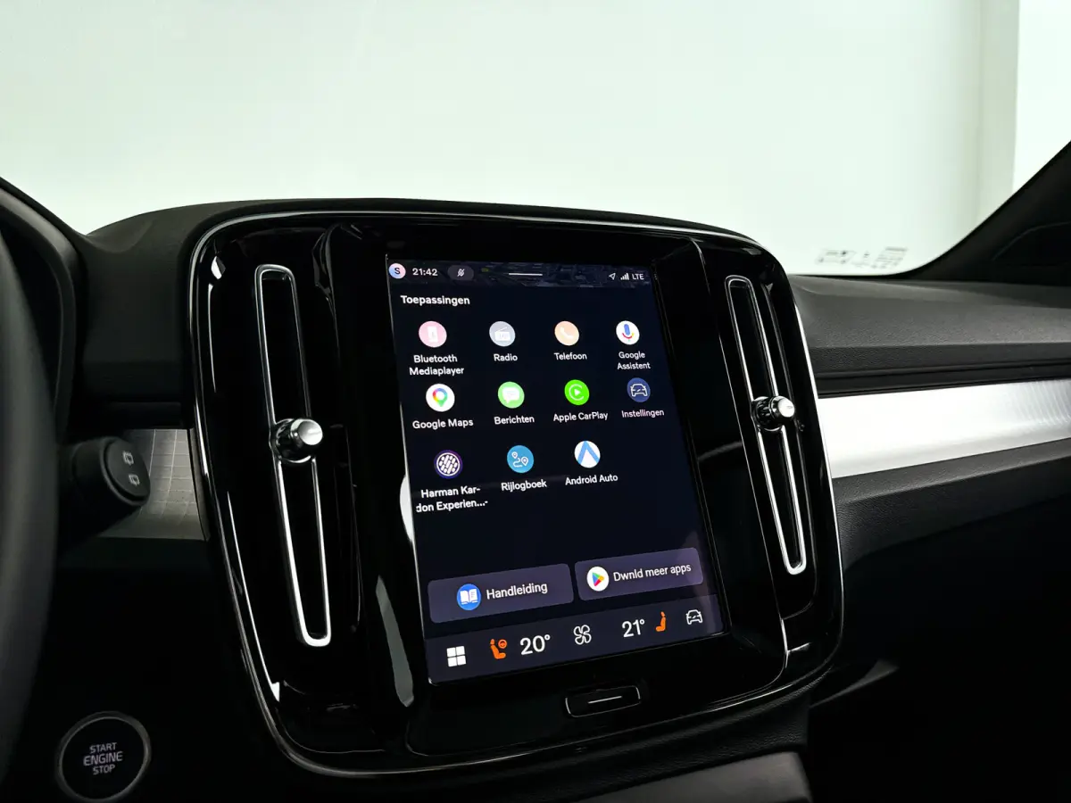 B4 Plus Dark | Panoramadak | Parkeercamera | Harman Kardon | Stoel- en stuurverwarming | Trekhaak