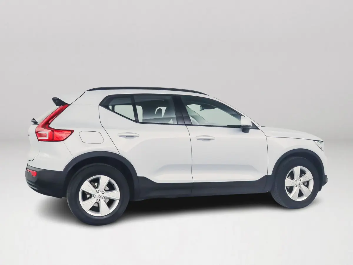 T2 Momentum | Park assist | Cruise control | Climate control | Navigatie