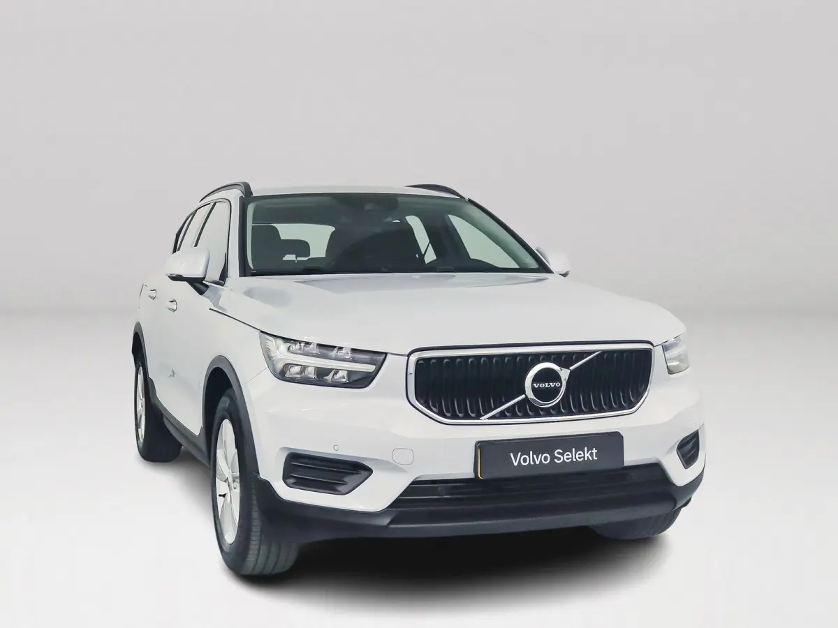 T2 Momentum | Park assist | Cruise control | Climate control | Navigatie