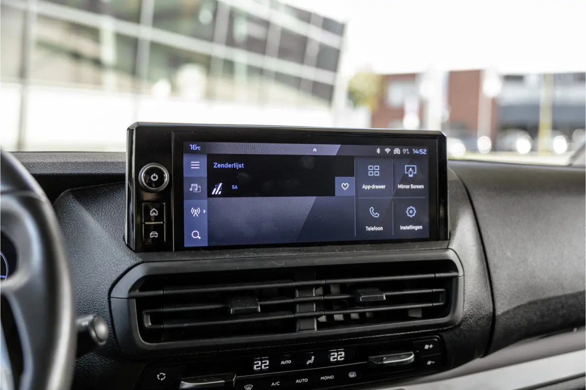 2.0 BlueHDi 180 L3 Sport DC | LED | ACC | Lederen bekleding | CarPlay | Camera | Blind Spot | Trekhaak | Stoelverwarming | Orig. NL auto