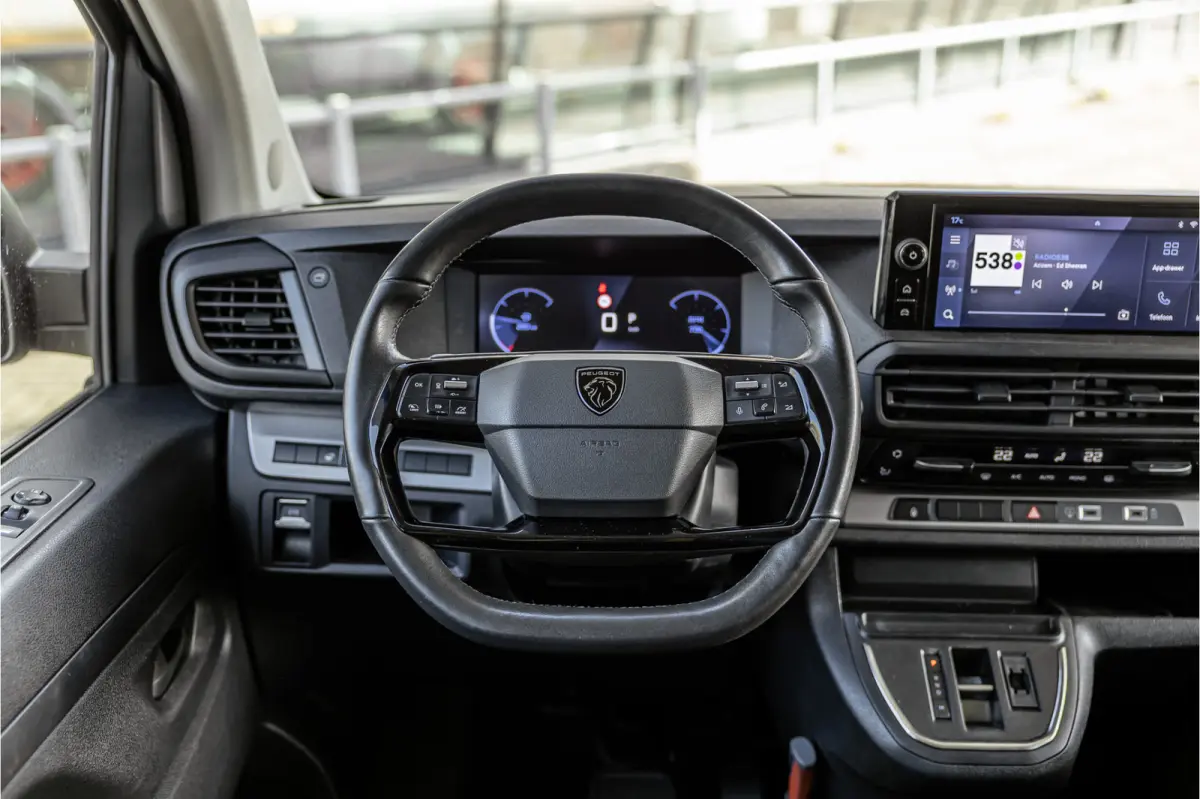 2.0 BlueHDi 180 L3 Sport DC | LED | ACC | Lederen bekleding | CarPlay | Camera | Blind Spot | Trekhaak | Stoelverwarming | Orig. NL auto