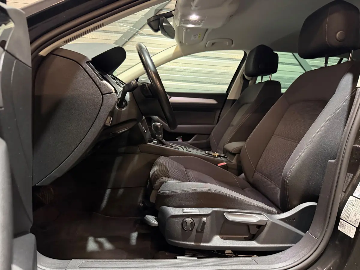 1.5 TSI Comfortline Business DSG/LED/NAVI/CRUISE/CARPLAY/PDC/KEYLESS/ACC/FRONT-ASSIST/PARK-PILOT/12-MND-