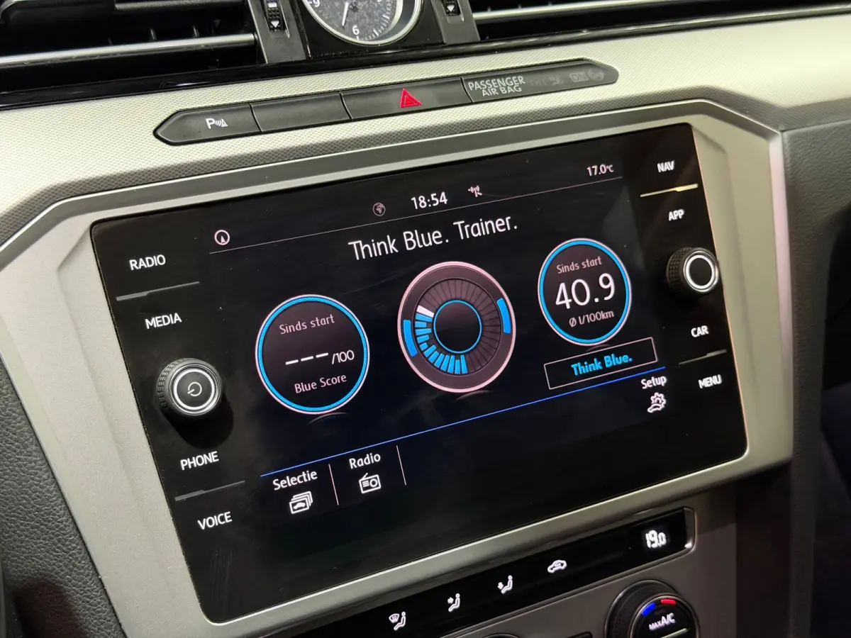 1.5 TSI Comfortline Business DSG/LED/NAVI/CRUISE/CARPLAY/PDC/KEYLESS/ACC/FRONT-ASSIST/PARK-PILOT/12-MND-