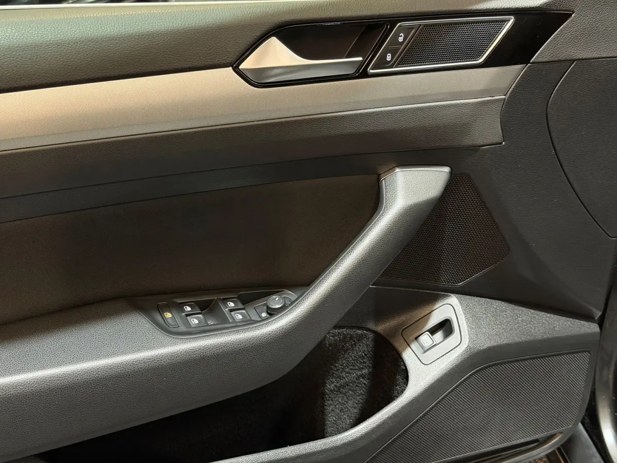 1.5 TSI Comfortline Business DSG/LED/NAVI/CRUISE/CARPLAY/PDC/KEYLESS/ACC/FRONT-ASSIST/PARK-PILOT/12-MND-