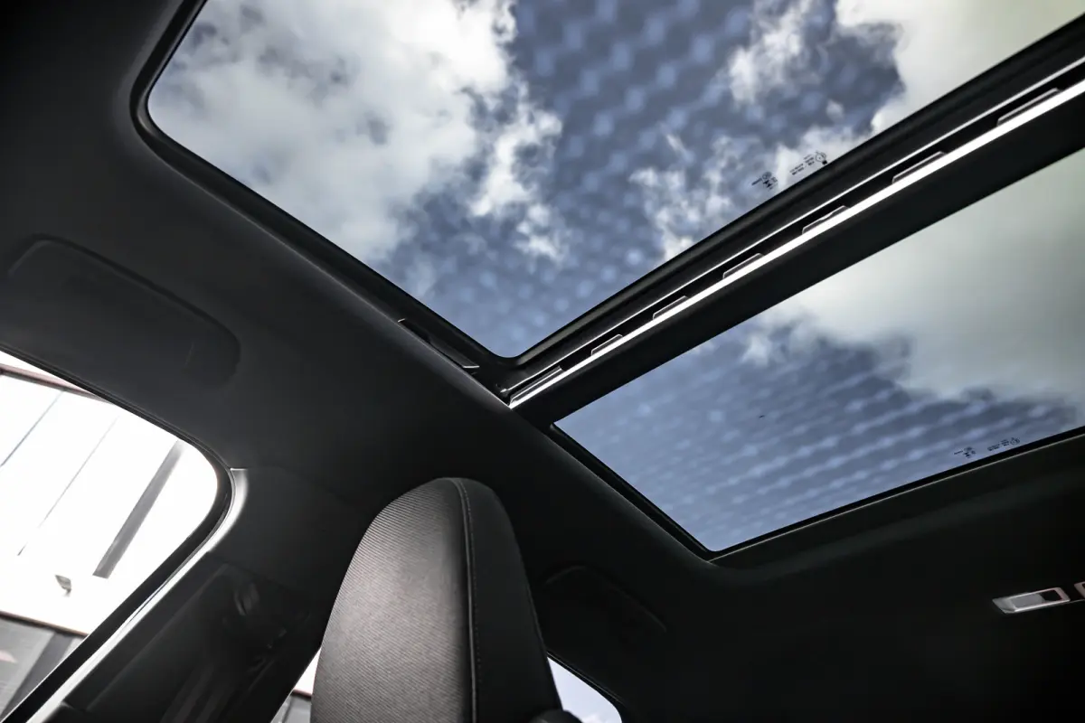 S edition | Adaptive cruise control | Audi sound system | Cruise control