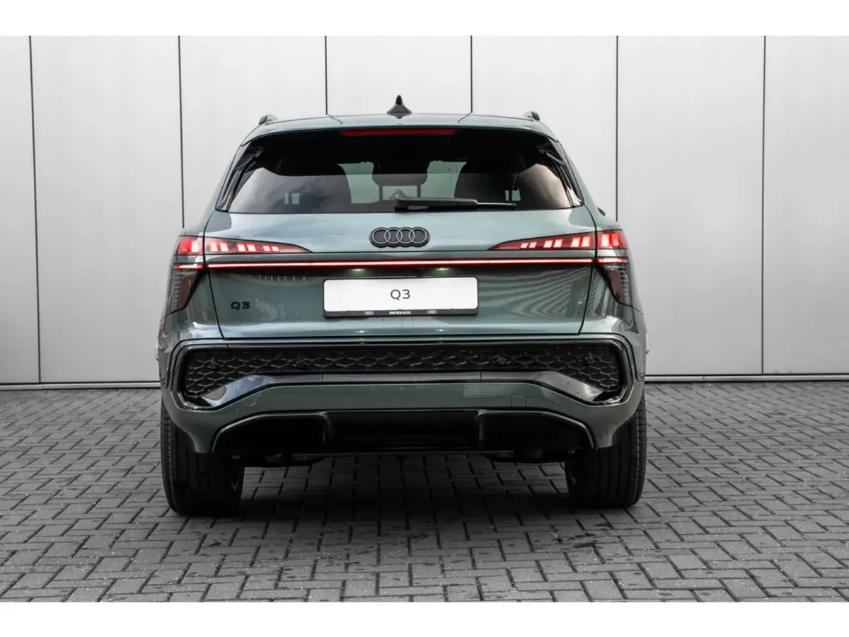 S edition | Adaptive cruise control | Audi sound system | Cruise control