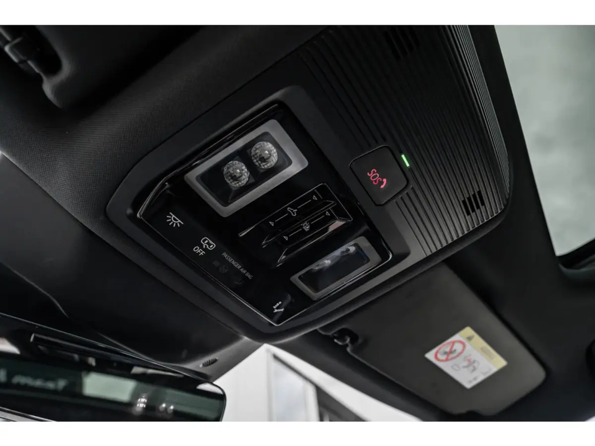 S edition | Adaptive cruise control | Audi sound system | Cruise control