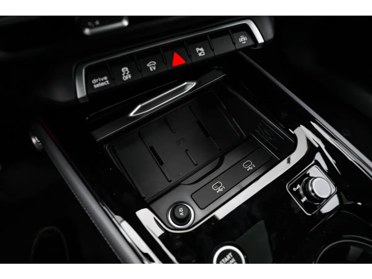 S edition | Adaptive cruise control | Audi sound system | Cruise control