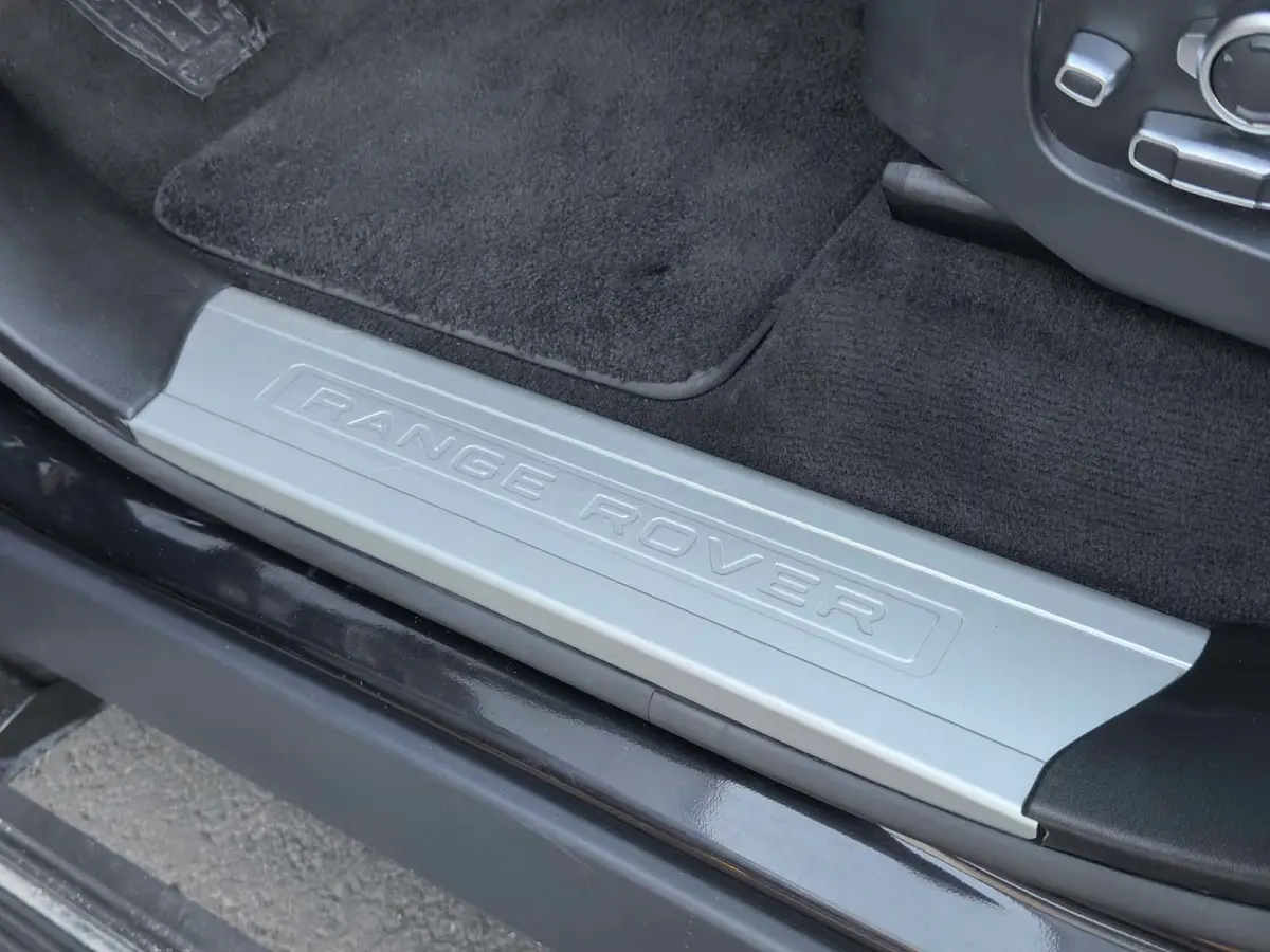 P400e Autobiography Dynamic, Pano, Alcantara, HUD, Koelkast, Stoelventilatie/verwarming, Meridian,