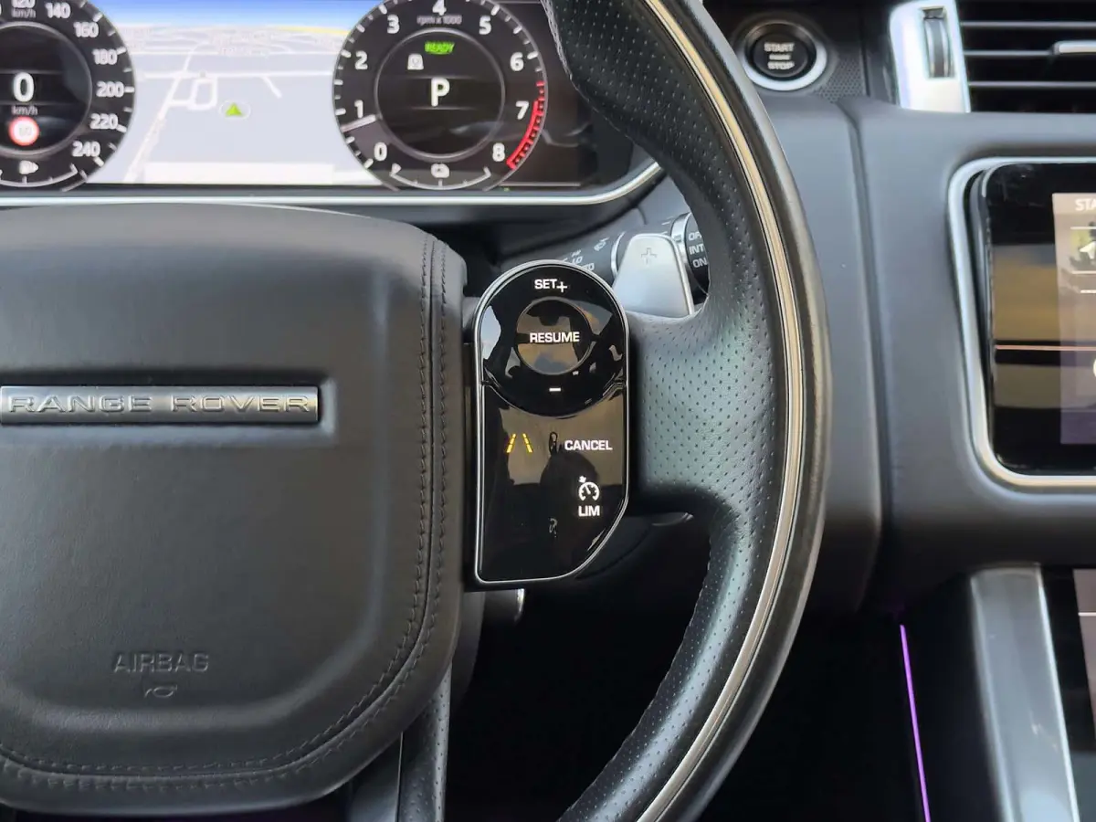 P400e Autobiography Dynamic, Pano, Alcantara, HUD, Koelkast, Stoelventilatie/verwarming, Meridian,