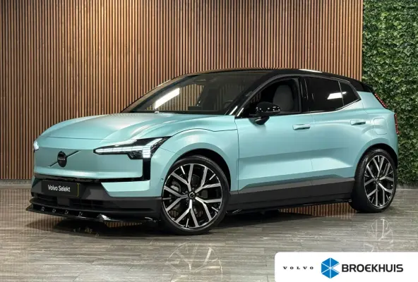 Twin Motor Performance Ultra 69 kWh | Uniek! | Volvo Flash Green/Zwart | Bodykit rondom | Heico verlaging set | Heico verbreding set | Dakspoiler | Black Pack: zwart logo | 360° 3D Camera |