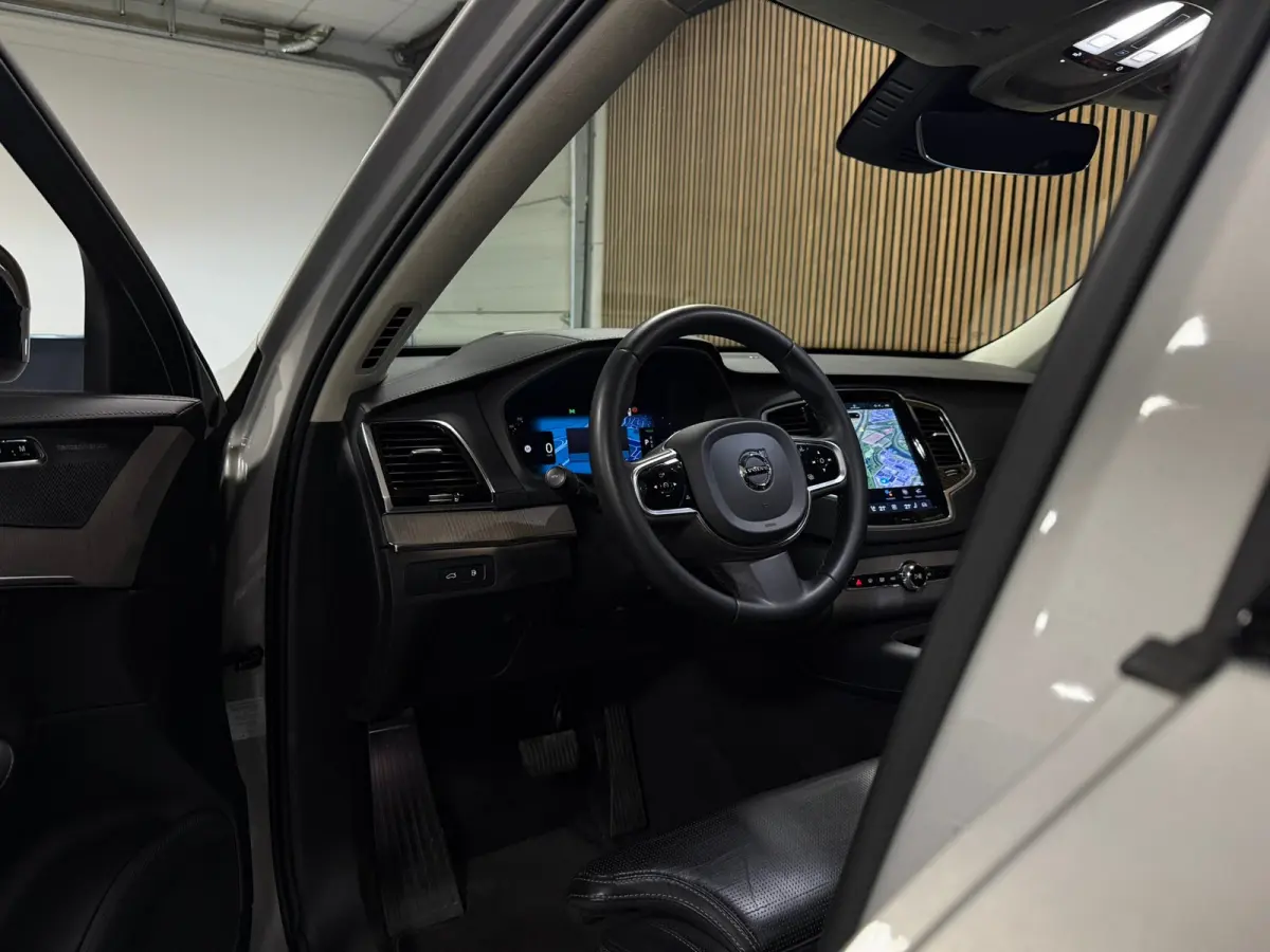 T8 AWD Recharge Ultra Ultimate Dark | Trekhaak | Stoelventilatie | 360 Camera | Head-Up Display | Harman Kardon | 455pk | Stoelmassage | Adaptieve Cruise Control | Stoelverwarming voor+achte