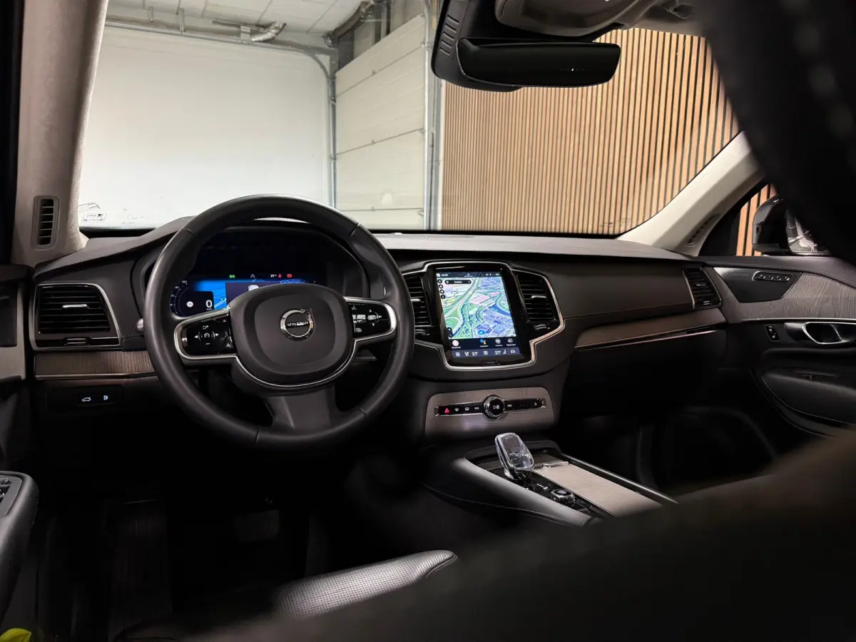 T8 AWD Recharge Ultra Ultimate Dark | Trekhaak | Stoelventilatie | 360 Camera | Head-Up Display | Harman Kardon | 455pk | Stoelmassage | Adaptieve Cruise Control | Stoelverwarming voor+achte