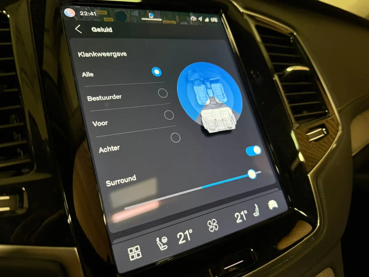 T8 AWD Recharge Ultra Ultimate Dark | Trekhaak | Stoelventilatie | 360 Camera | Head-Up Display | Harman Kardon | 455pk | Stoelmassage | Adaptieve Cruise Control | Stoelverwarming voor+achte