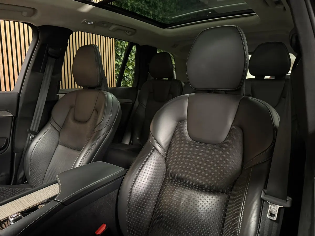 T8 AWD Recharge Ultra Ultimate Dark | Trekhaak | Stoelventilatie | 360 Camera | Head-Up Display | Harman Kardon | 455pk | Stoelmassage | Adaptieve Cruise Control | Stoelverwarming voor+achte