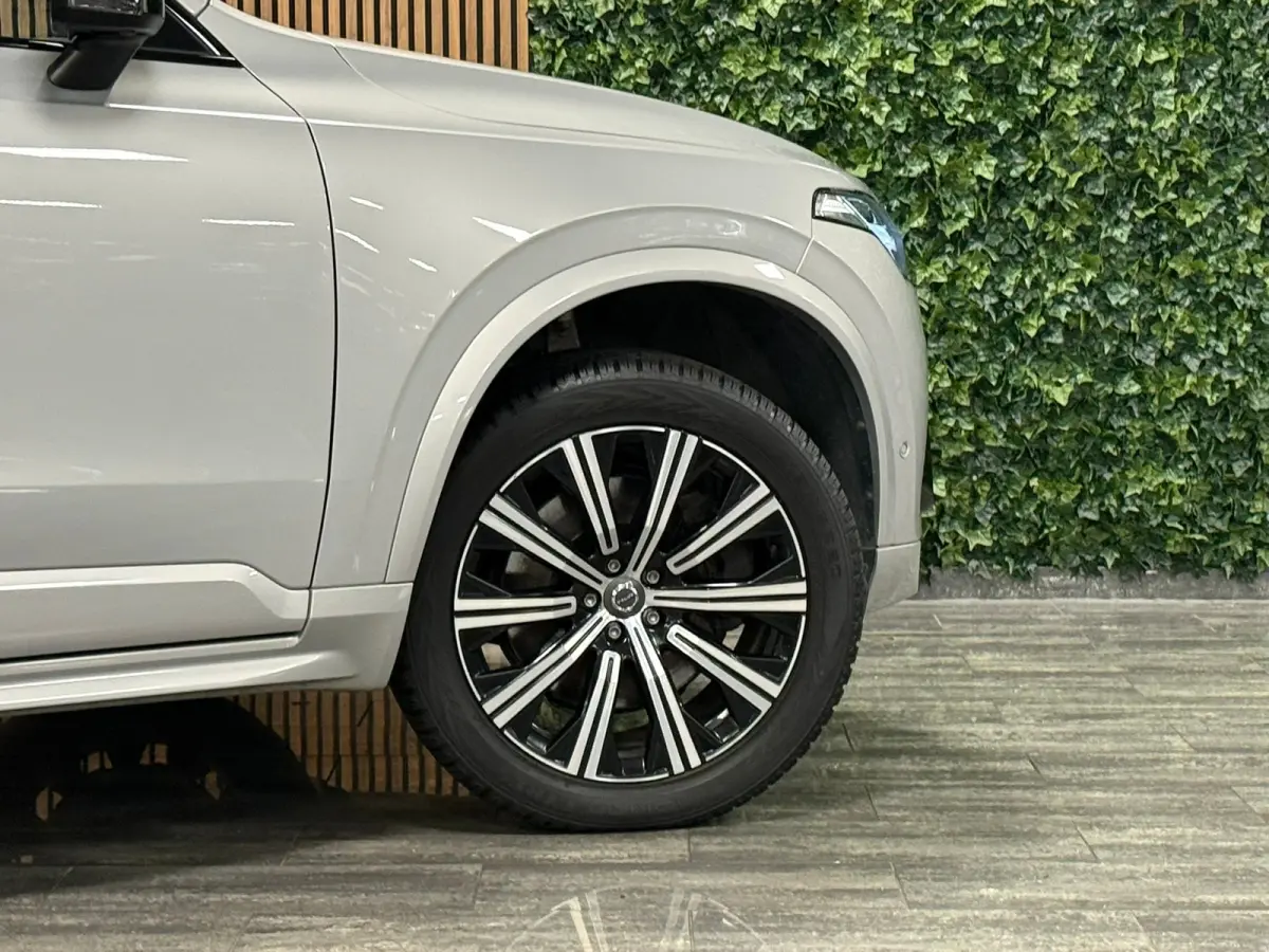 T8 AWD Recharge Ultra Ultimate Dark | Trekhaak | Stoelventilatie | 360 Camera | Head-Up Display | Harman Kardon | 455pk | Stoelmassage | Adaptieve Cruise Control | Stoelverwarming voor+achte